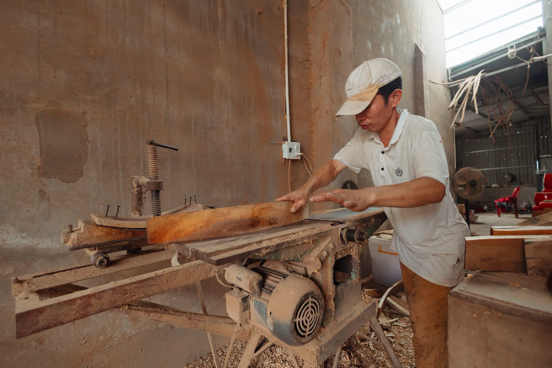 Timber cutting and shaping